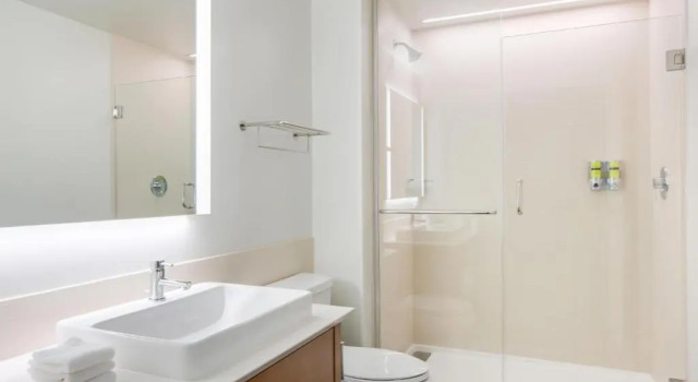 Двухместный люкс c 1 комнатой Element by Marriott Iowa City
