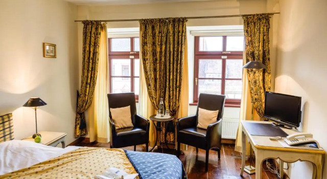 Hotel Zum Bär, Rezerwuj Hotel Quedlinburg 