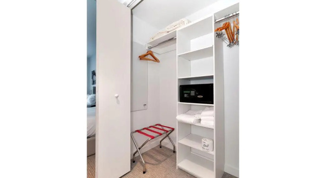 Beachwalk Resort Residence, Забронировать Отель Халландейл-Бич Голливуд-Бич