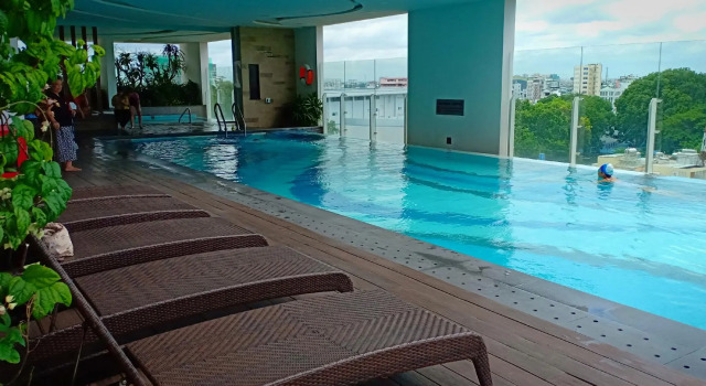 Orchard Garden studio apartment near airport 5