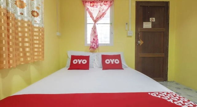 OYO 75325 Our House Tha Sao
