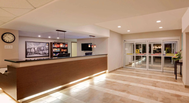 Super 8 by Wyndham Kapuskasing, Varaa Hotelli Kapuskasing Ontario