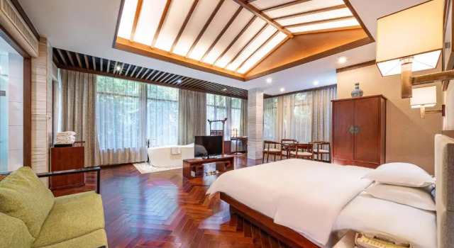 Люкс Grand Guilin Zizhou Panorama Resort
