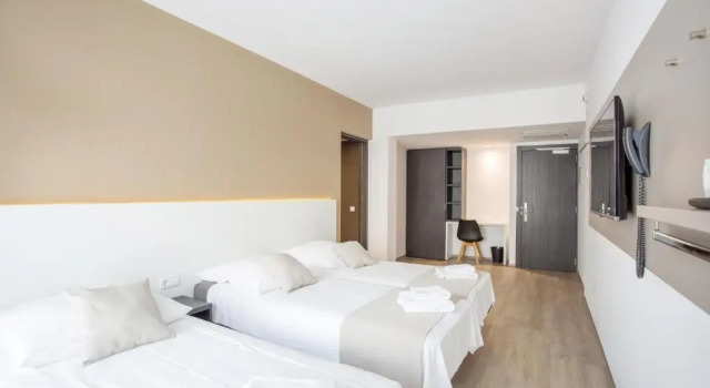 Habitación triple Estándar Planet Hotels ONE