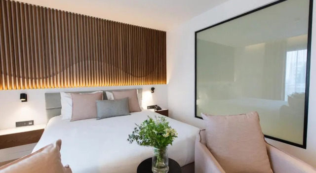 Junior Suite a výhledem na město Old Port Hotel
