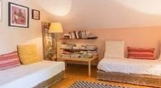 le Petit Paris, Забронировать Отель Флаже-Эшезо 