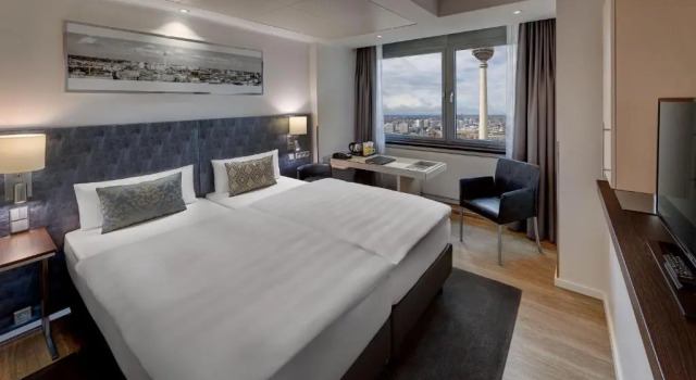 Двухместный номер Panorama с видом на город Park Inn by Radisson Berlin Alexanderplatz