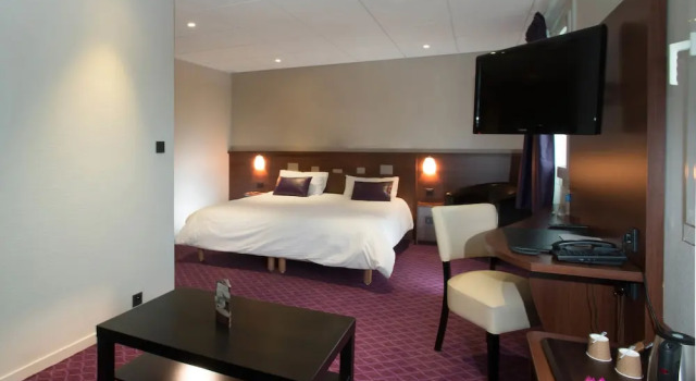 Номер Superior Brit Hotel Tours Sud - Le Cheops