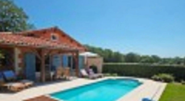 Luxury Villa in France With Private Pool, Varaa Villa Mökit kohteessa Poitou-Charentes, Mökki