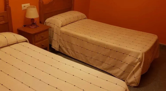 Pension Carmona, Book Hotel Benameji Madrid