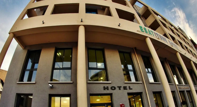 Esatitude Hôtel
