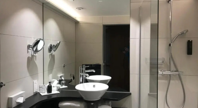 Двухместный номер Standard с видом на озеро Seehotel Pilatus