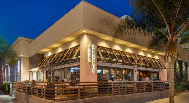 Courtyard by Marriott Long Beach Downtown, Забронировать Отель Лонг-Бич Большой Лос-Анджелес, рядом с International City Theatre