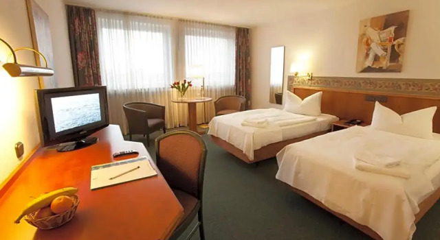 Номер Standard TOP Hotel Post Frankfurt Airport