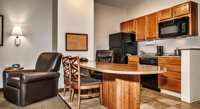 Двухместный номер Standard c 1 комнатой Candlewood Suites Oak Harbor by IHG
