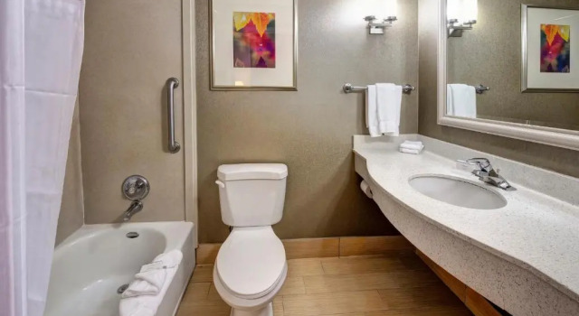 Двухместный номер для людей с ограниченными возможностями Hilton Garden Inn Portland Airport