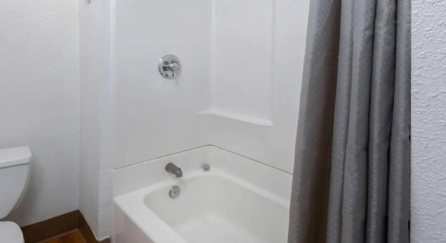 Четырёхместный номер Standard Vagabond Inn Santa Barbara, CA