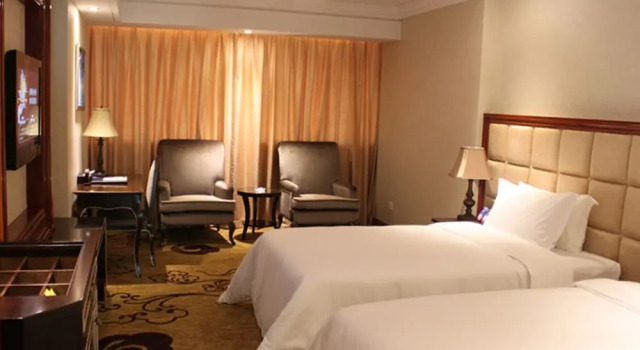 Номер Superior Century Palace Hotel