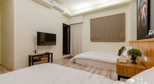 Komfort Vierer Zimmer Black House