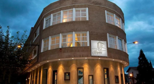 Hostal Hispano, Забронировать Отель Отели Нахера с завтраком, Завтраки