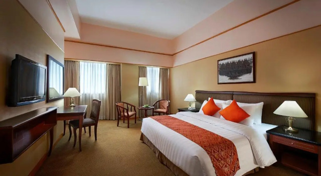 Двухместный номер Deluxe Berjaya Makati Hotel