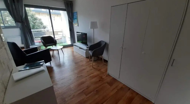 Апартаменты c 1 комнатой Studio calme rénové parking proche centre et thermes