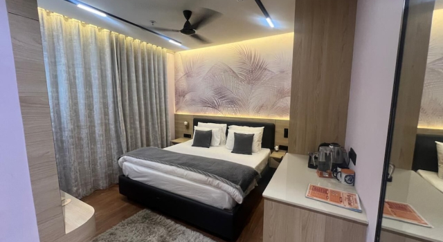 Номер Deluxe Urbania Rest House And Party Hall
