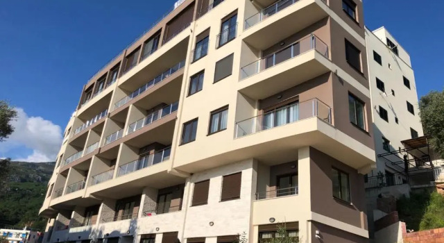Langust, Book Apartment Cheap Hotels in Budva County