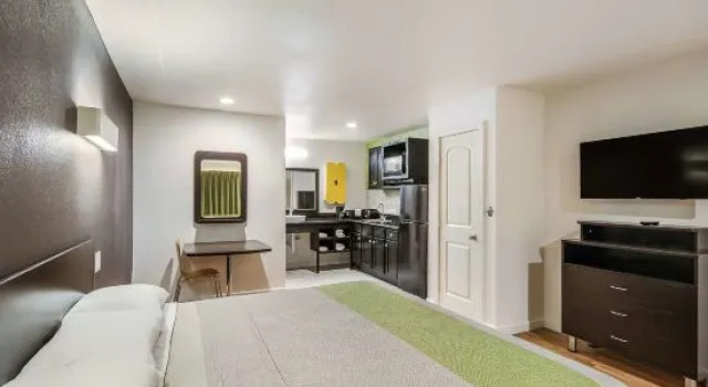 Люкс Studio 6-Huntsville, TX