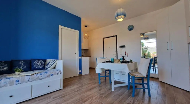 650 metri dal Mare - WiFi - Terrazzo - Piscina - A/C, Забронировать Отель Отели Ривьера-делле-Пальме с парковкой, Парковка