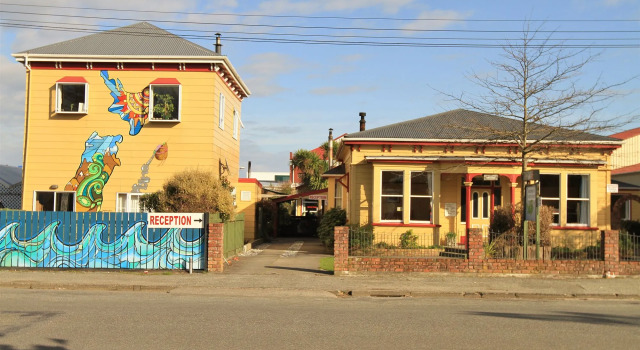 Bazil's Hostel & Surf School