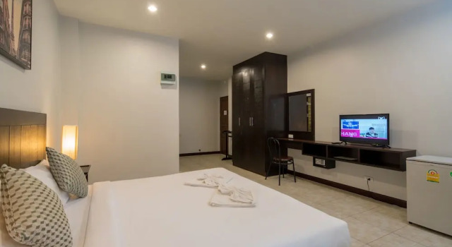 Двухместная студия с кухней Deluxe Amarin Hotel Patong