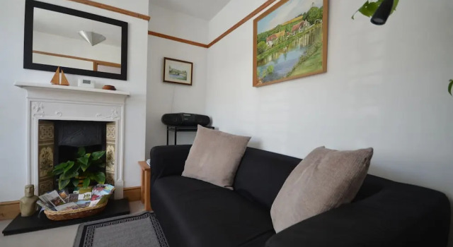 Loquat Cottage, Забронировать Дом для отпуска Виллы Исторического графства Суссекса, Вилла