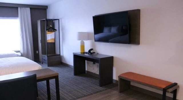 Двухместный люкс Comfort Suites Richmond East