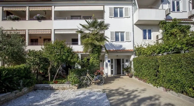 Marija - 500 m From Beach - A1-prvi kat, Забронировать Отель Отели Rovinj Riviera 3 звезды, 3*