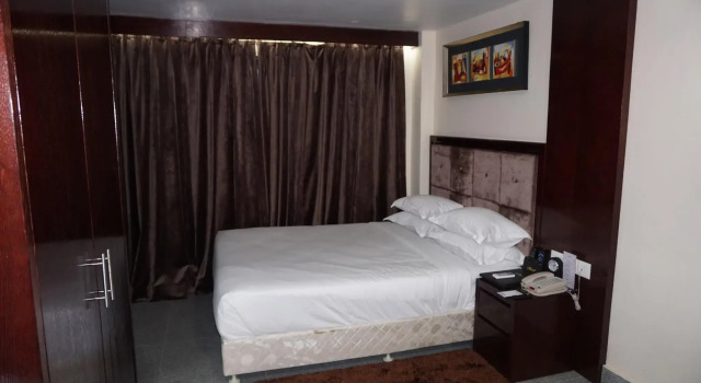 Hotel The Raso