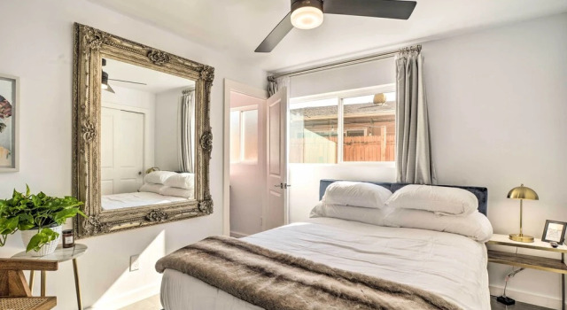 Коттедж Stylish Albuquerque Home ~ 6 Miles to Downtown!