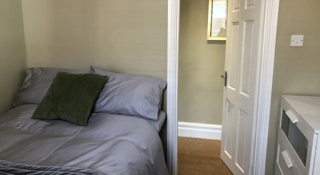 Lovely 1 bed Apartment, Varaa Huoneisto Asunnot kohteessa Merseyside, Huoneisto