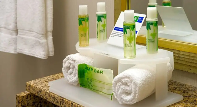 Двухместный люкс c 1 комнатой Holiday Inn Express Baltimore at the Stadiums by IHG