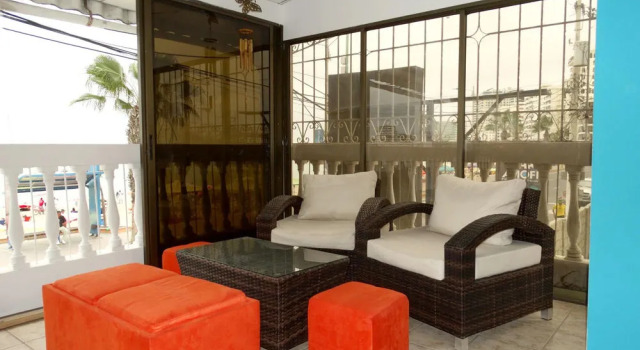 Chescos Place - Oceanfront, Book Hostel / Vandrerhjem Billige hoteller i Santa Elena Province