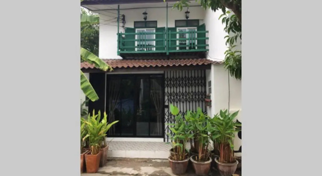 Коттедж с 2 комнатами Town Home by The Warehouse Chiang Mai
