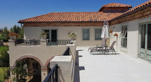 Вилла c 1 комнатой Sandmartins Private Secure Villa