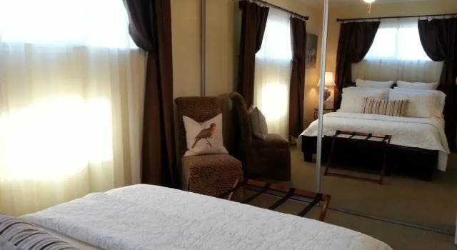 A Pied-A-Terre in Belmont Shore