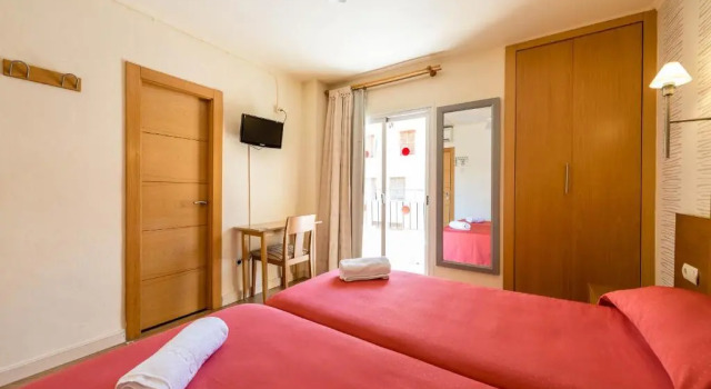 Двухместный номер Standard Hostal Residencia Europa Punico