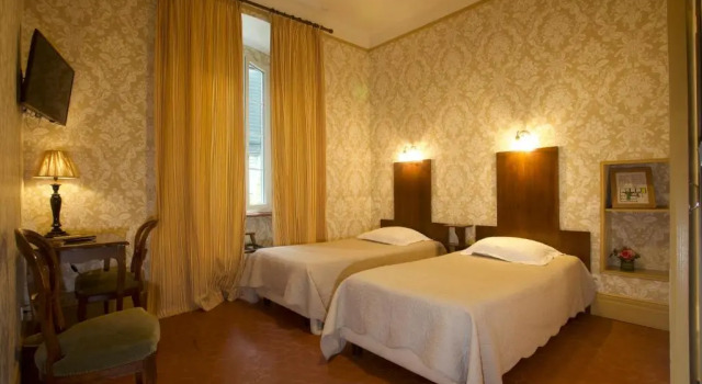 Двухместный номер Standard с видом на город Hotel Central Bastia