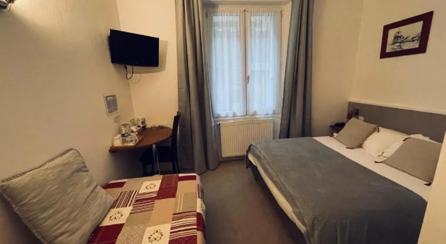 Номер Comfort Hôtel Quic en Groigne