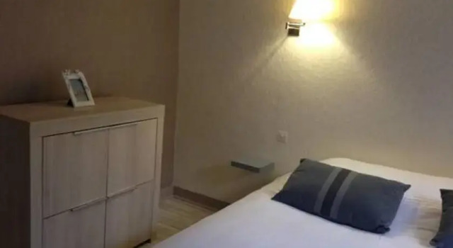 Au puits de lumière, Rezerwuj Apartament Mer 