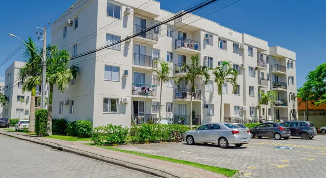 Apto c Tima Localiza o Prox Praias e pq Aquatico