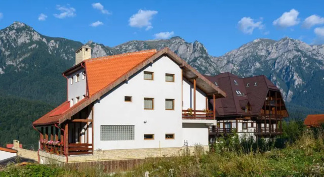 Vila Surya, Забронировать Отель Бизнес-отели Буштени, 4* 5*