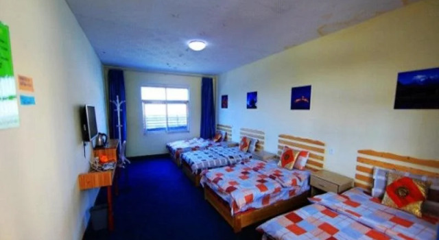 Due West International Youth Hostel, Book Hostel / Vandrerhjem Hostels i Lhasa, Hostel / Vandrerhjem